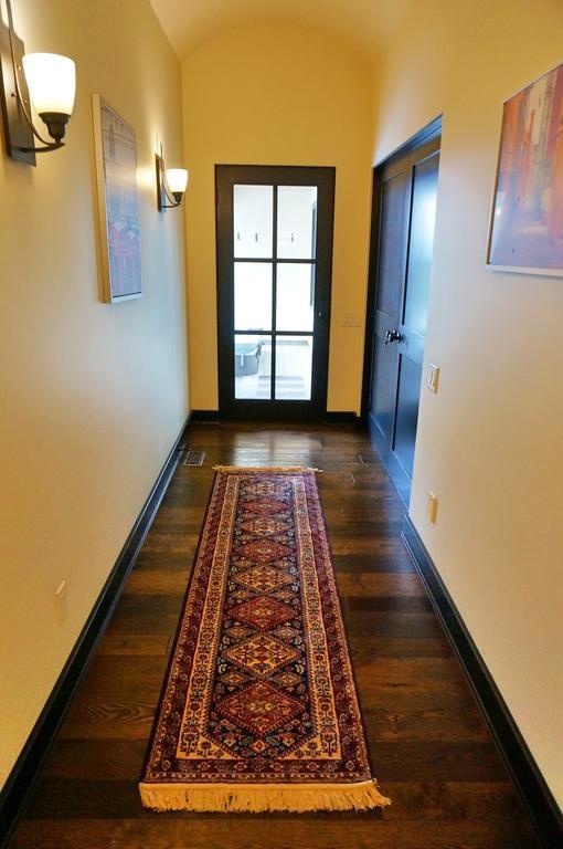 Mission Hill Lake View Villa West Kelowna Εξωτερικό φωτογραφία