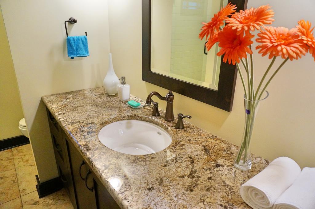 Mission Hill Lake View Villa West Kelowna Εξωτερικό φωτογραφία